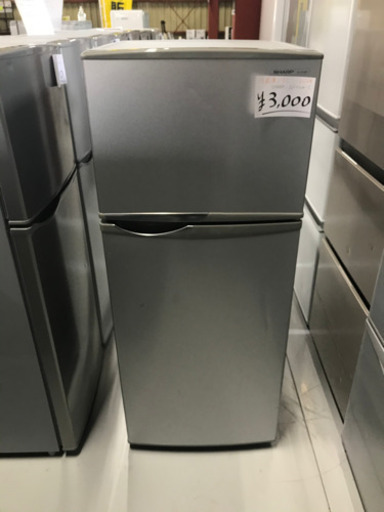 ⭐︎中古家具•家電販売のSOKO +千葉⭐︎ ★2012年製118L 2ドア冷蔵庫★