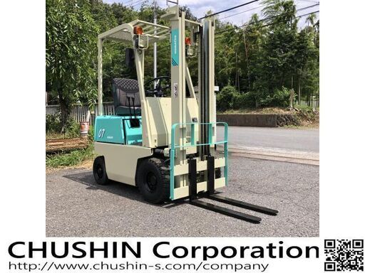 700キロ　0.7トン   小回り効きます！コマツ　バッテリーフォークリフト　カウンター　700kg　CF19035