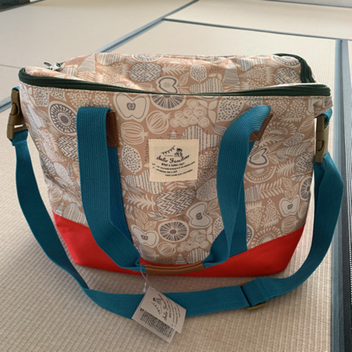 保冷保温スクエアボックス　Ｌ　新品タグ付き