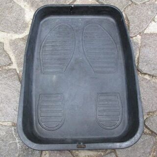 車載 靴置きケース