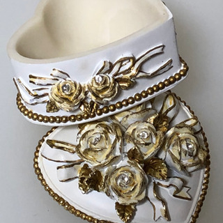 薔薇の小物入れ（再値下げ）２個まとめての画像