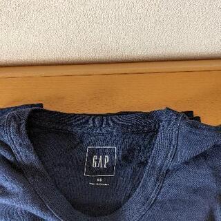 GAP Tシャツ　紺色の画像