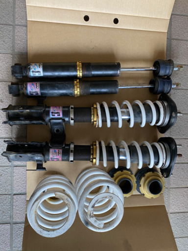 20系アルヴェル　HKS車高調　S styleC