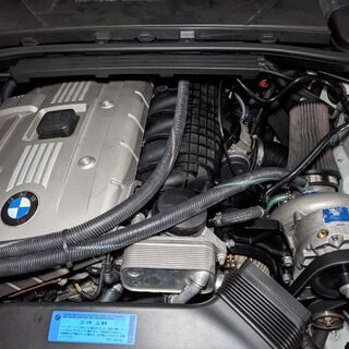 E90 BMW 325i スーパーチャージャー付きの画像