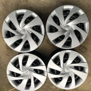 トヨタ純正 アクア専用スチールホイール キャップ付4本セット