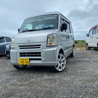 エブリィ