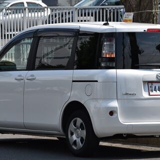■トヨタ■シエンタ■X Lパッケージ■6万km■平成24年■ナビ■テレビ■ワンオナ■記録簿多数■新車保証書■純正HID■ETC■7人乗り■極上車の画像