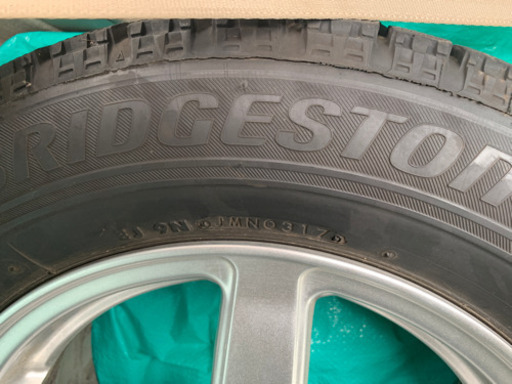 ホイール付き　スタッドレスタイヤ4本セット