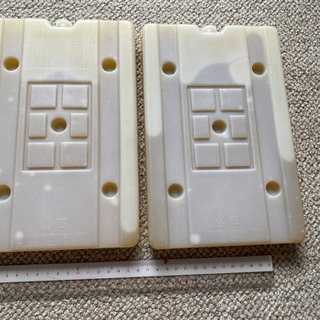 保冷剤　２個　(おそらくロゴス 氷点下パックGT-16℃)の画像