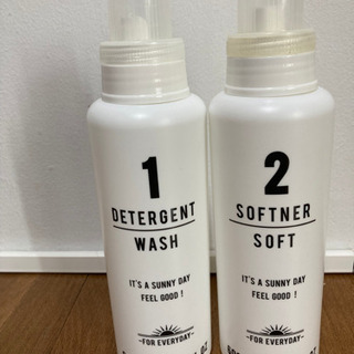 詰め替え用洗剤ボトル