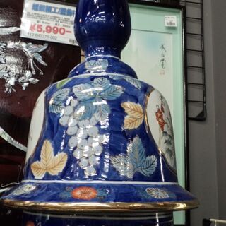 【愛品倶楽部柏店】置物 有田焼 飾り壷【管理No:112-038578 002】柏市周辺 出張買取 持込買取 引越し 処分 不要 生前整理 遺品整理 ご相談を！ 松戸 流山 我孫子 ﾘﾕｰｽ ﾘｻｲｸﾙ【店舗同時販売中】の画像