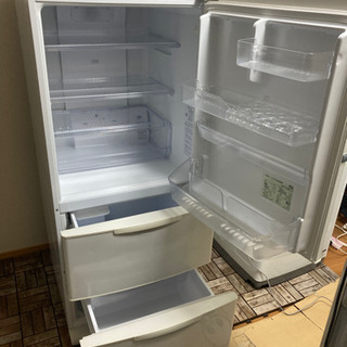 大阪/配送設置込/近郊要相談/2022年/3ドア冷蔵庫 大阪付近配達設置無料?2015年製3ドア冷蔵庫‼️