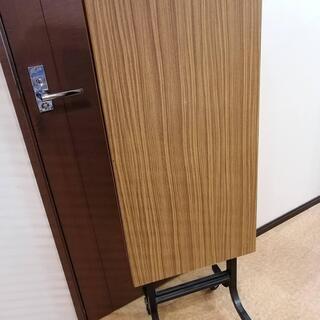 折りたたみ　長机　2点セット　中古の画像