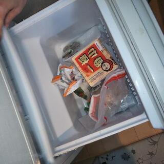 SHARP 冷凍庫の画像