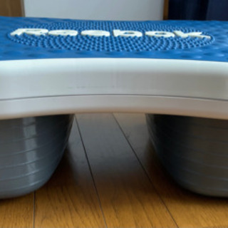 無料　Reebokイージートーンステップの画像