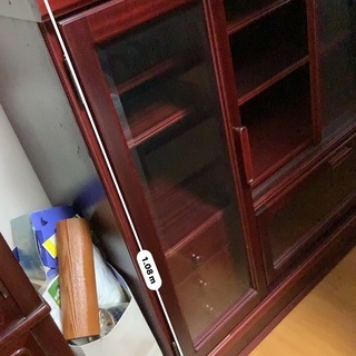 昭和レトロな茶箪笥の画像