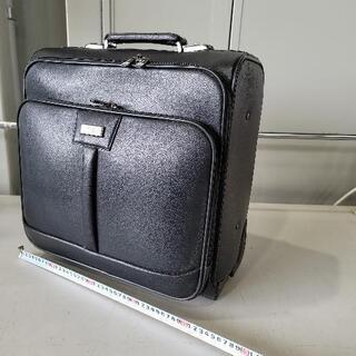 6月28日　値下げ！！　0622021 合皮 スーツケース
