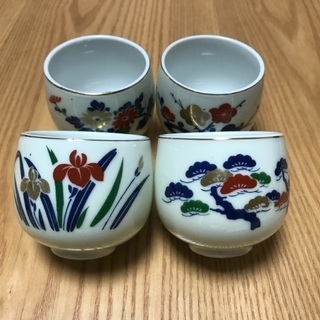 204、湯飲み茶わん(梅、松、菊、あやめ) 4個セットの画像