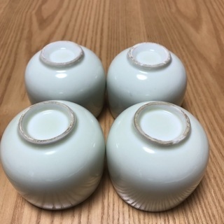 204、湯飲み茶わん(梅、松、菊、あやめ) 4個セットの画像