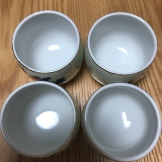 204、湯飲み茶わん(梅、松、菊、あやめ) 4個セットの画像