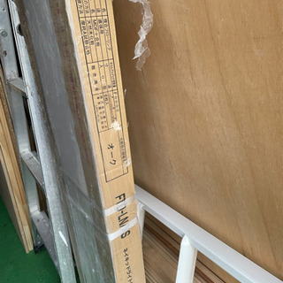 床　フローリング材　1セット8枚組　4000円の画像