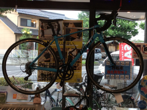 28 自転車 GIANT ALUXX SL 大阪市 【取りに来て頂ける人】 28 自転車 GIANT ALUXX SL 大阪市 【取りに来て頂ける人】 28 自転車