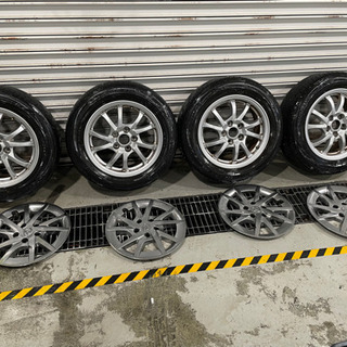 205/60R16 プリウスαタイヤ4本ホイール付