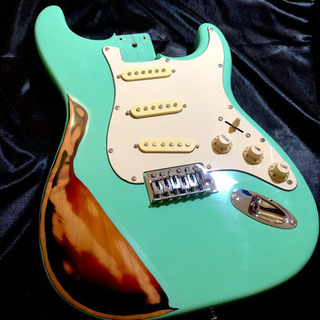 マルチレイヤーレリック ストラトキャスター 50s エレキギター