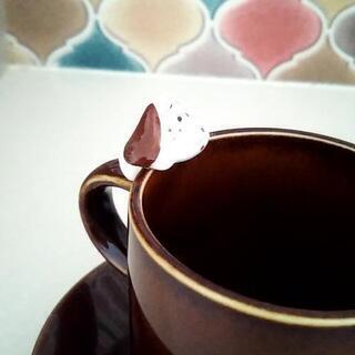 アンティーク　コーヒーカップ　犬の画像