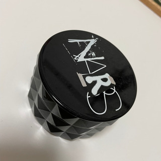 NARS 小物入れ