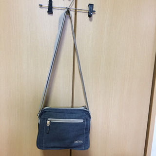something ジーンズ生地　ショルダーバッグ