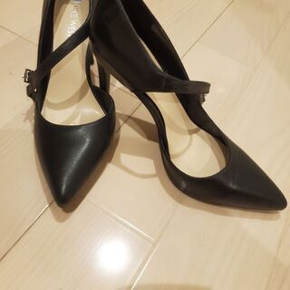 未使用ナインウエスト黒パンプス
