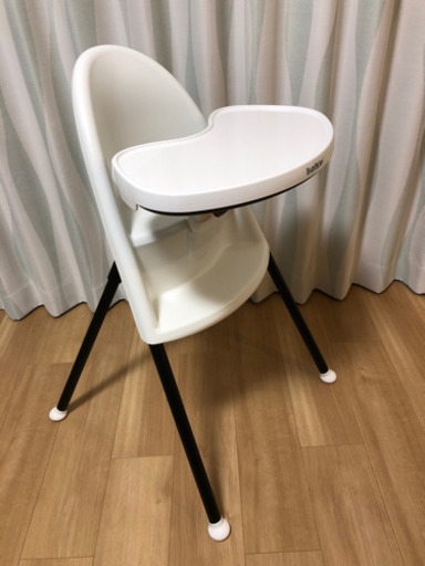 【受け渡し完了しました】ベビービョルン  ハイチェア　ホワイト