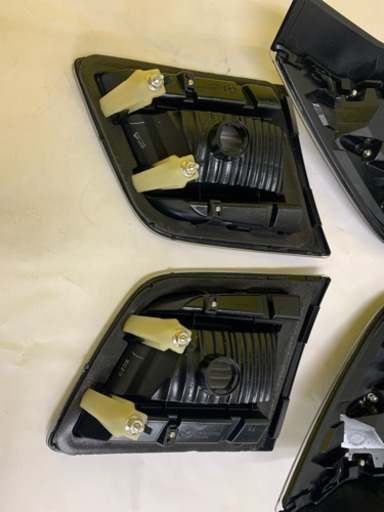 MPV  テール　テールランプ　新品　L206-V7-350