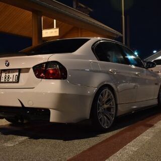 E90 BMW 325i スーパーチャージャー付きの画像