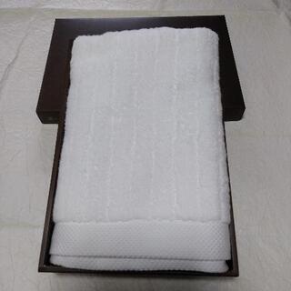 ✢お話中✢値下げしました　✨新品✨　バスタオル　ヒオリエ　の画像