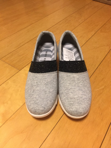 スニーカーパンプス新品
