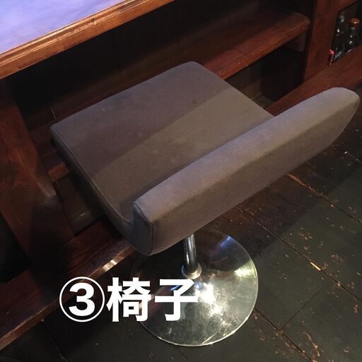 お店で使用したカウンター椅子です。②