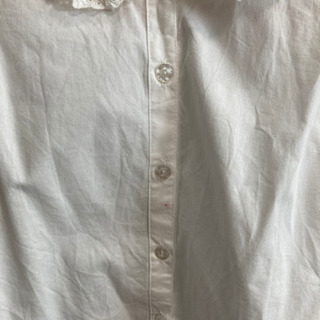 女の子　ブラウス　120㎝　白色　シミありの画像