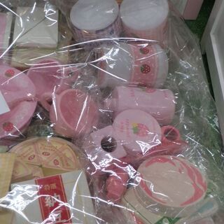 【愛品倶楽部柏店】ﾏｻﾞｰｶﾞｰﾃﾞﾝ お花のｷｯﾁﾝｵｰﾌﾞﾝ ﾃﾞﾗｯｸｽ 野いちごのおままごと【管理No:113-014421 002】柏市周辺 出張買取 持込買取 引越し 処分 不要 生前整理 遺品整理 ご相談を！ 松戸 流山 我孫子 ﾘﾕｰｽ ﾘｻｲｸﾙ【店舗同時販売中】の画像