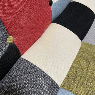 パッチワークソファの画像