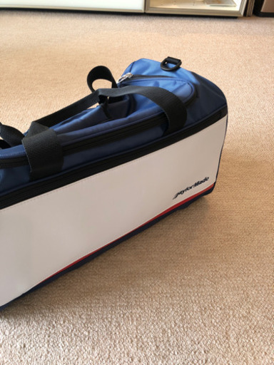 新品未使用テーラーメイドゴルフバッグ