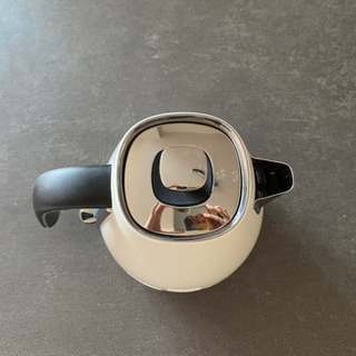 デロンギ　ディスティンタ　電気ケトル　1リットル