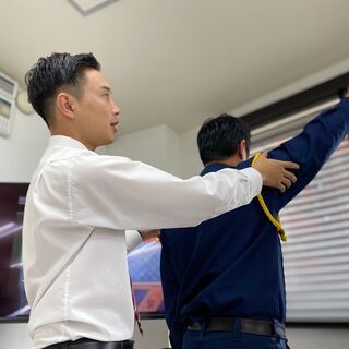 【日払い/交通費支給/賞与年2回】新築マンション工事現場の交通誘導警備員（筑紫野市）の画像