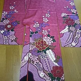 総絞りのお振袖　袋帯2点　純白のファーセット　正絹　レトロモダン