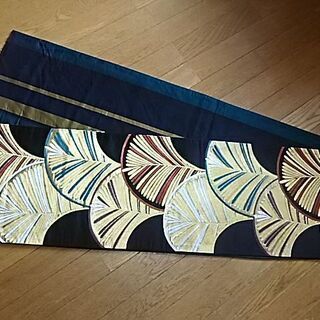 総絞りのお振袖　袋帯2点　純白のファーセット　正絹　レトロモダンの画像