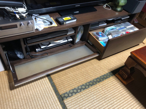テレビ台
