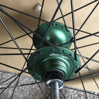 自転車　ピスト　ホイール２個　ベロシティ　緑 自転車 ピスト ホイール2個 ベロシティ 緑 ホイールセット 赤