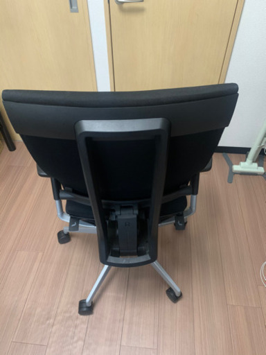 （美品）イトーキのスピーナチェアです。