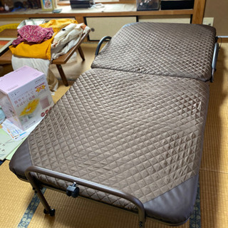 折りたたみベッド